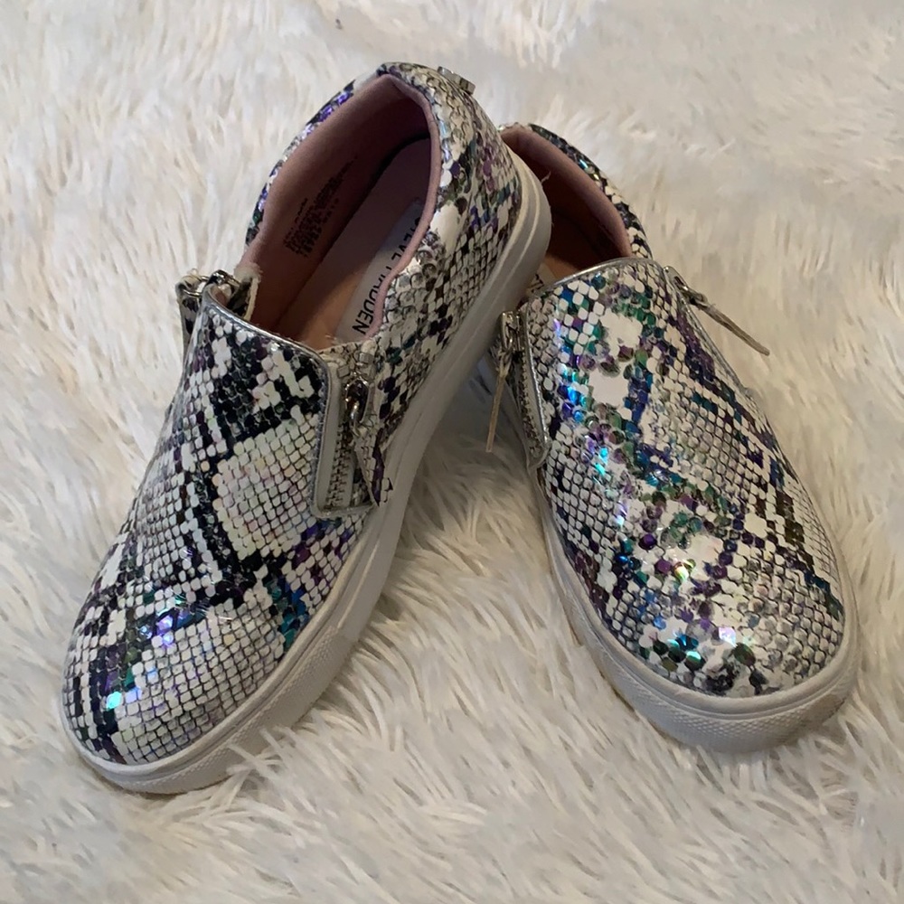 Girl’s Steve Madden Glamm Slip on Sneaker